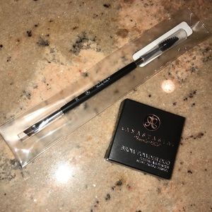 Brow Powder Duo in Dark Brown with 7B brush ABH
